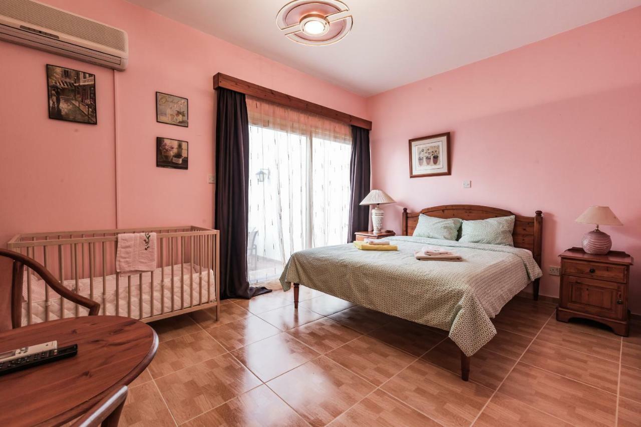 Villa Papaya Paphos Esterno foto