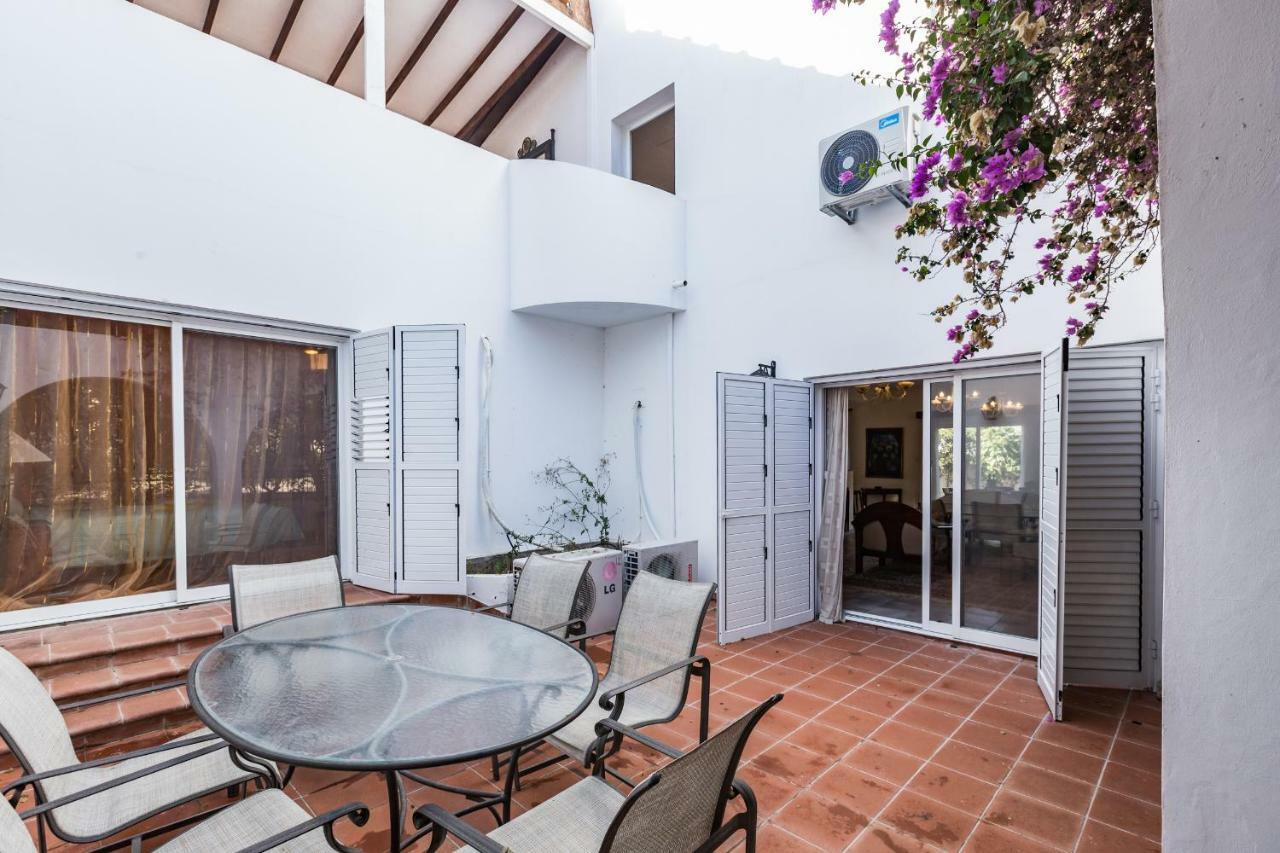 Villa Papaya Paphos Esterno foto