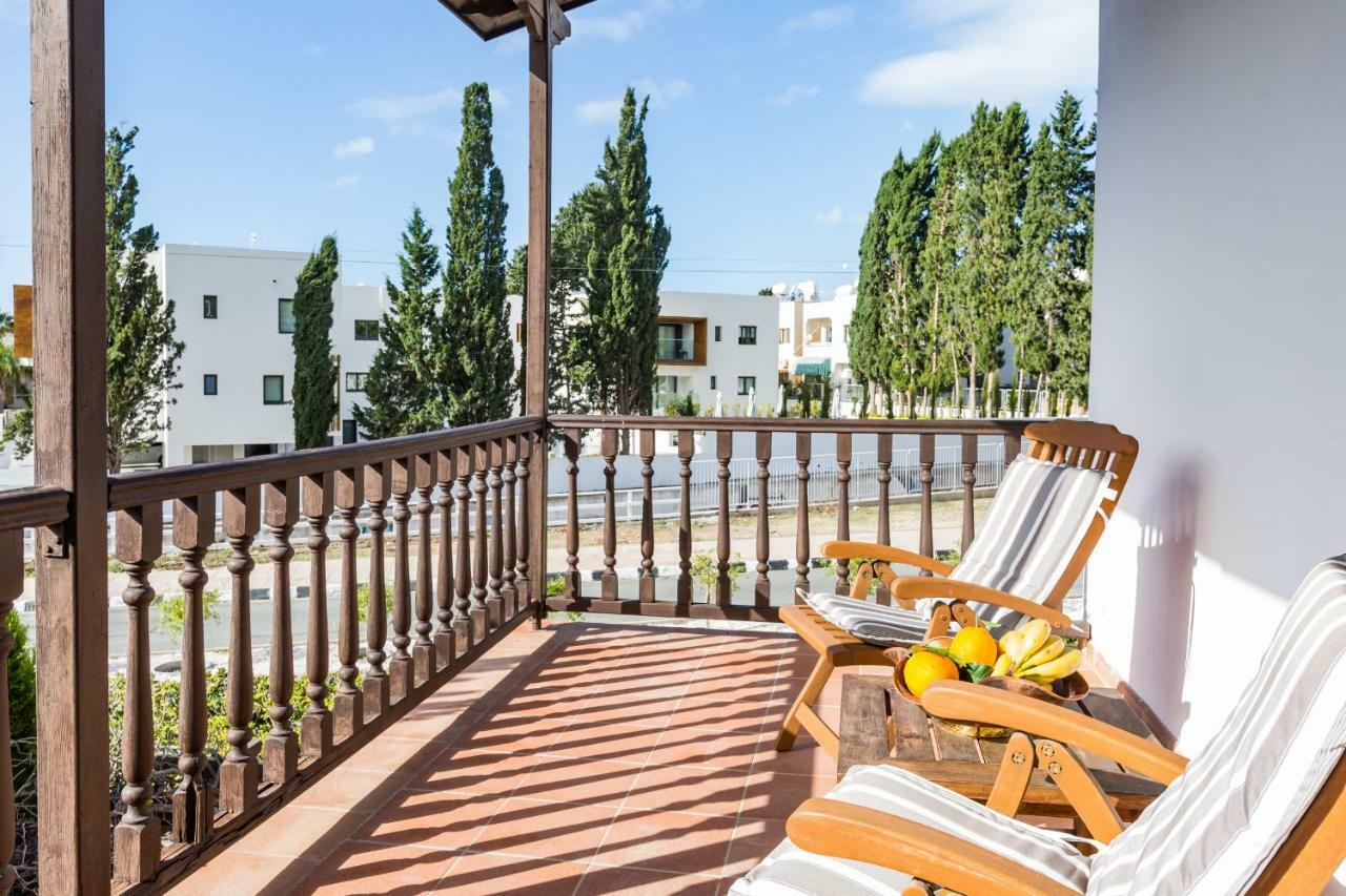 Villa Papaya Paphos Esterno foto